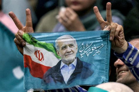  2009年のイラン大統領選挙: 改革派の希望と保守派の勝利、そして後の政治的動揺